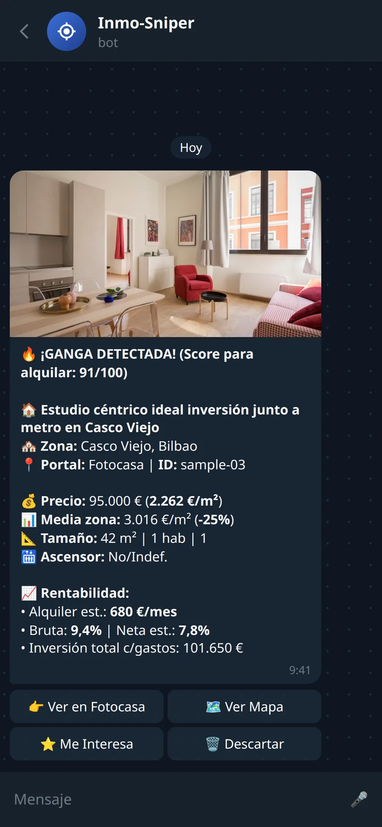 Recreación de una alerta del bot de Telegram con la foto del piso, la nota, el precio frente a la media de la zona, la rentabilidad y botones para verlo, marcarlo o descartarlo.